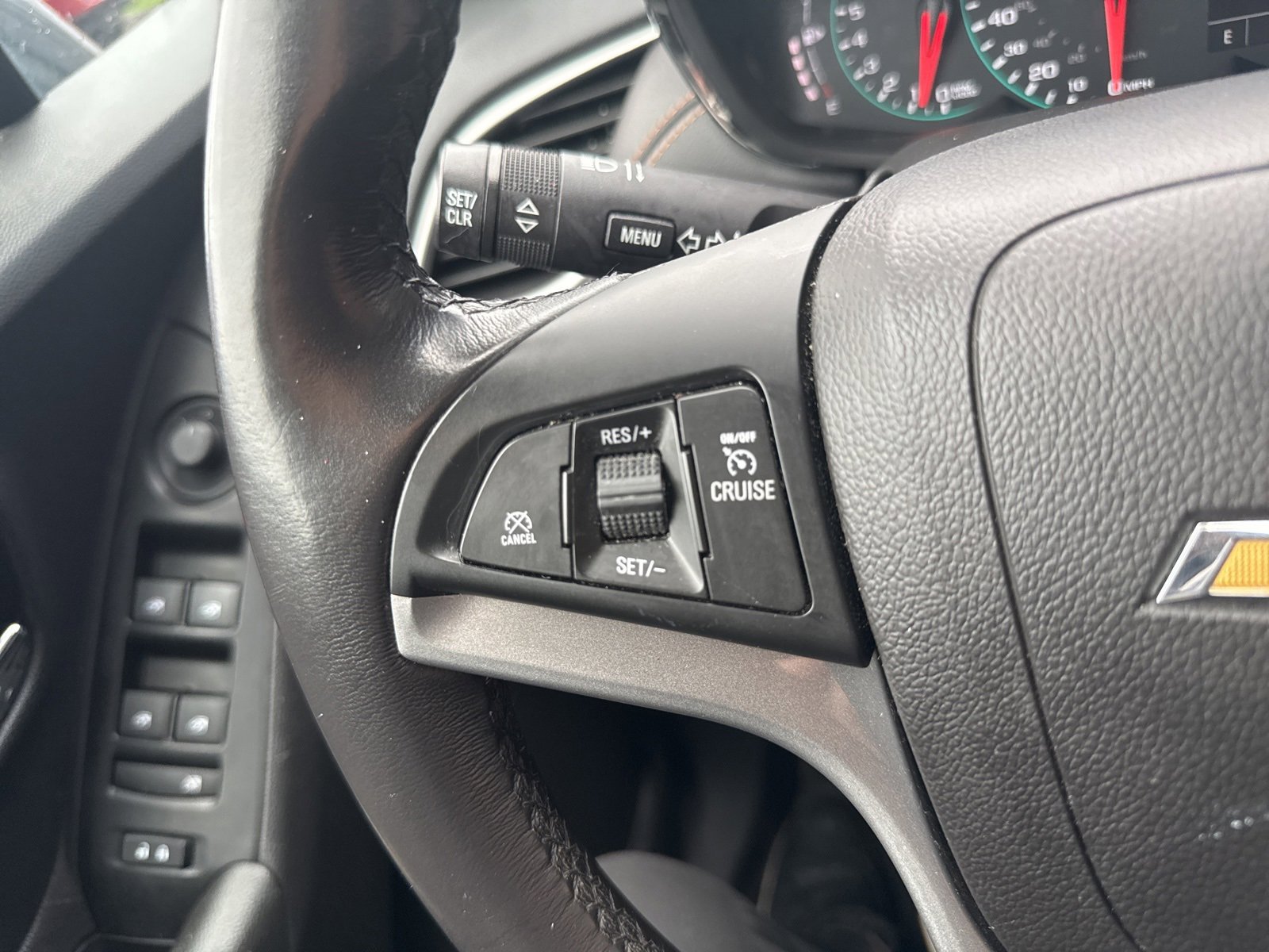 Used 2022 Chevrolet Trax LT w/ LT Convenience Package image 31