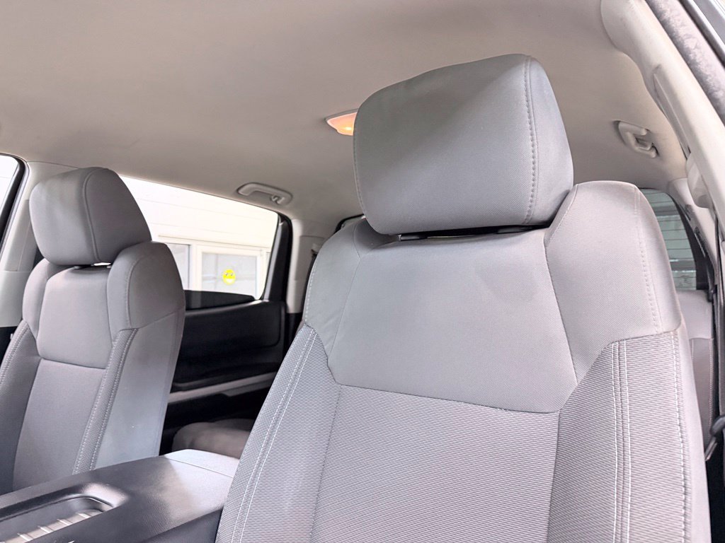 Used 2014 Toyota Tundra SR5 AWD/4WD image 15