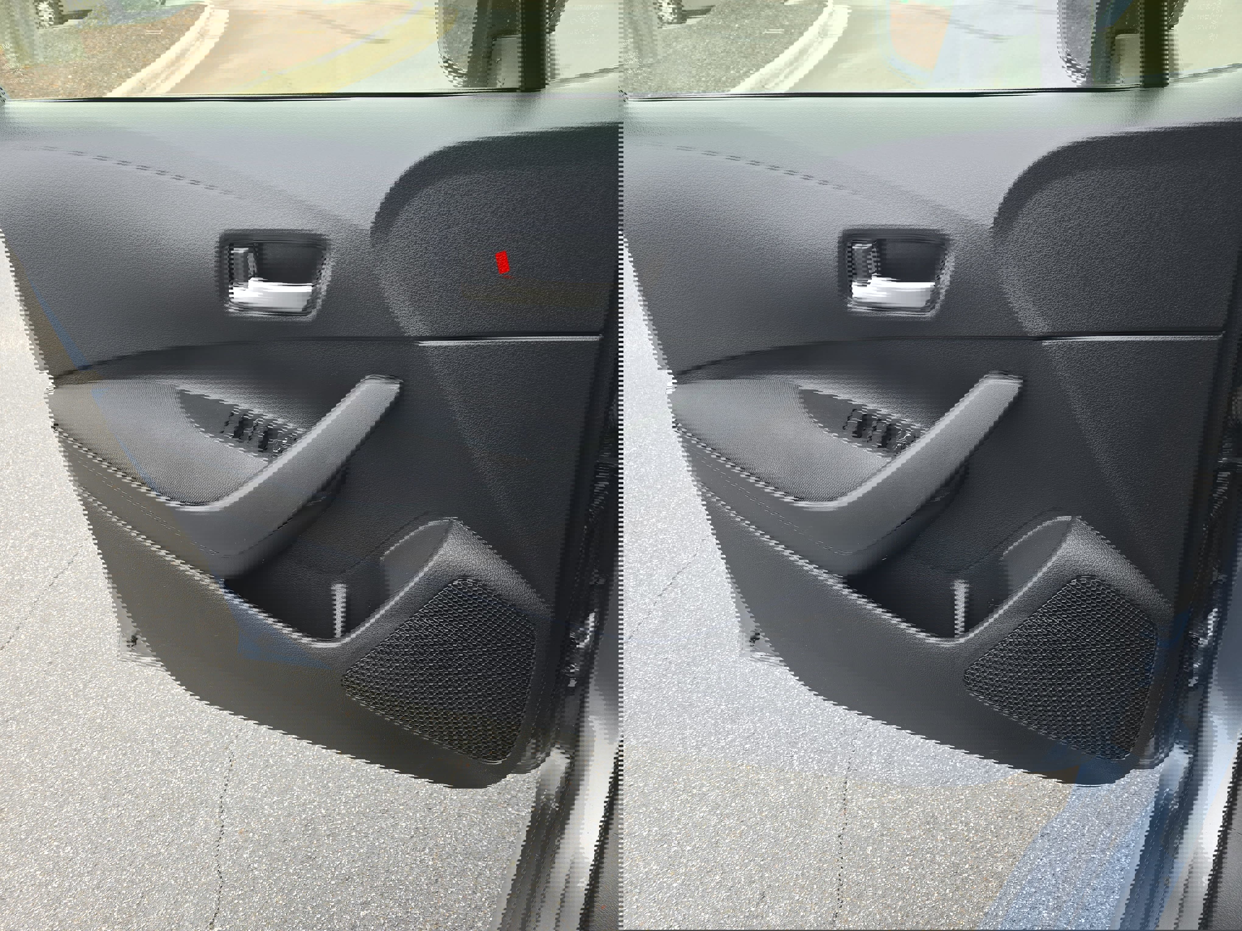 Used 2021 Toyota Corolla LE image 27