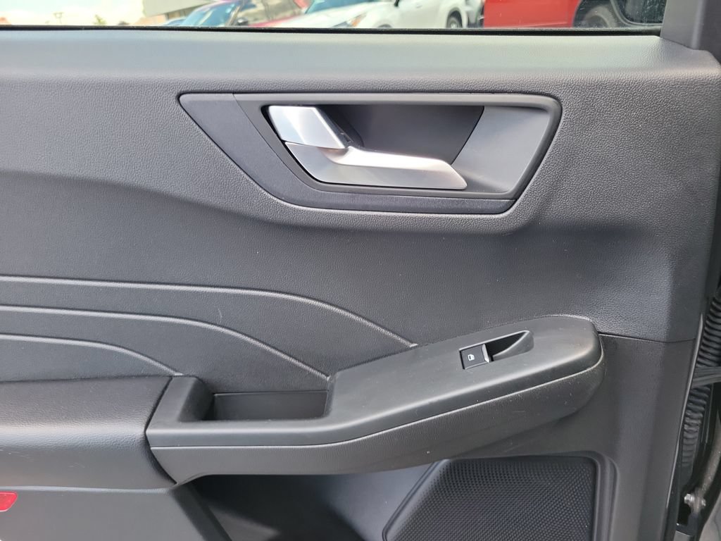 Certified 2023 Ford Escape ST-Line w/ Tech Pack #1 FWD image 15