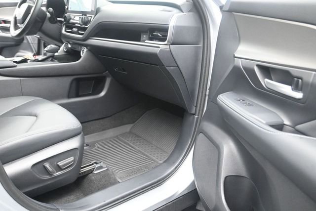 Used 2025 Toyota Grand Highlander FWD image 29