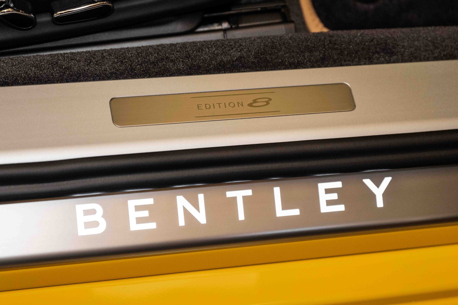 Used 2024 Bentley Continental GT V8 image 44