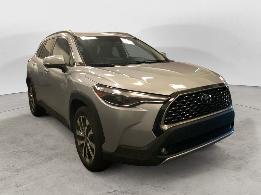 Certified 2024 Toyota Corolla Cross XLE image 7