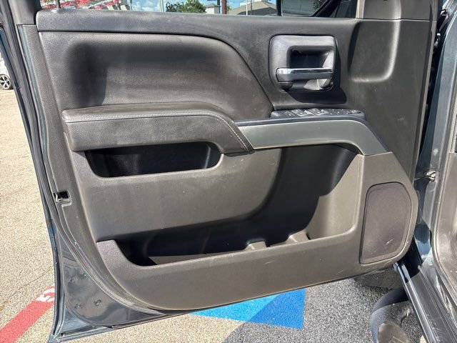 Used 2018 Chevrolet Silverado 1500 LT w/ LT Eassist Package RWD image 13