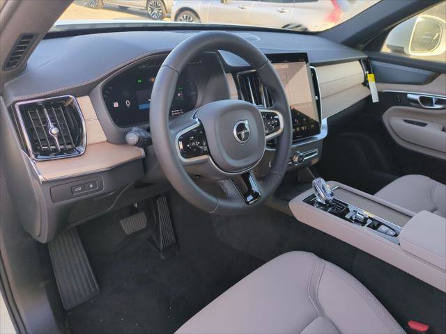 New 2026 Volvo XC90 T8 Plus w/ Protection Package Premier image 7