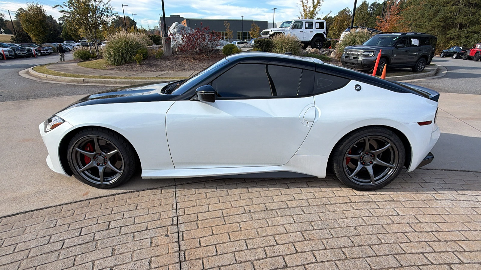 Used 2023 Nissan Z w/ Floor Mat Package (L93) RWD image 11