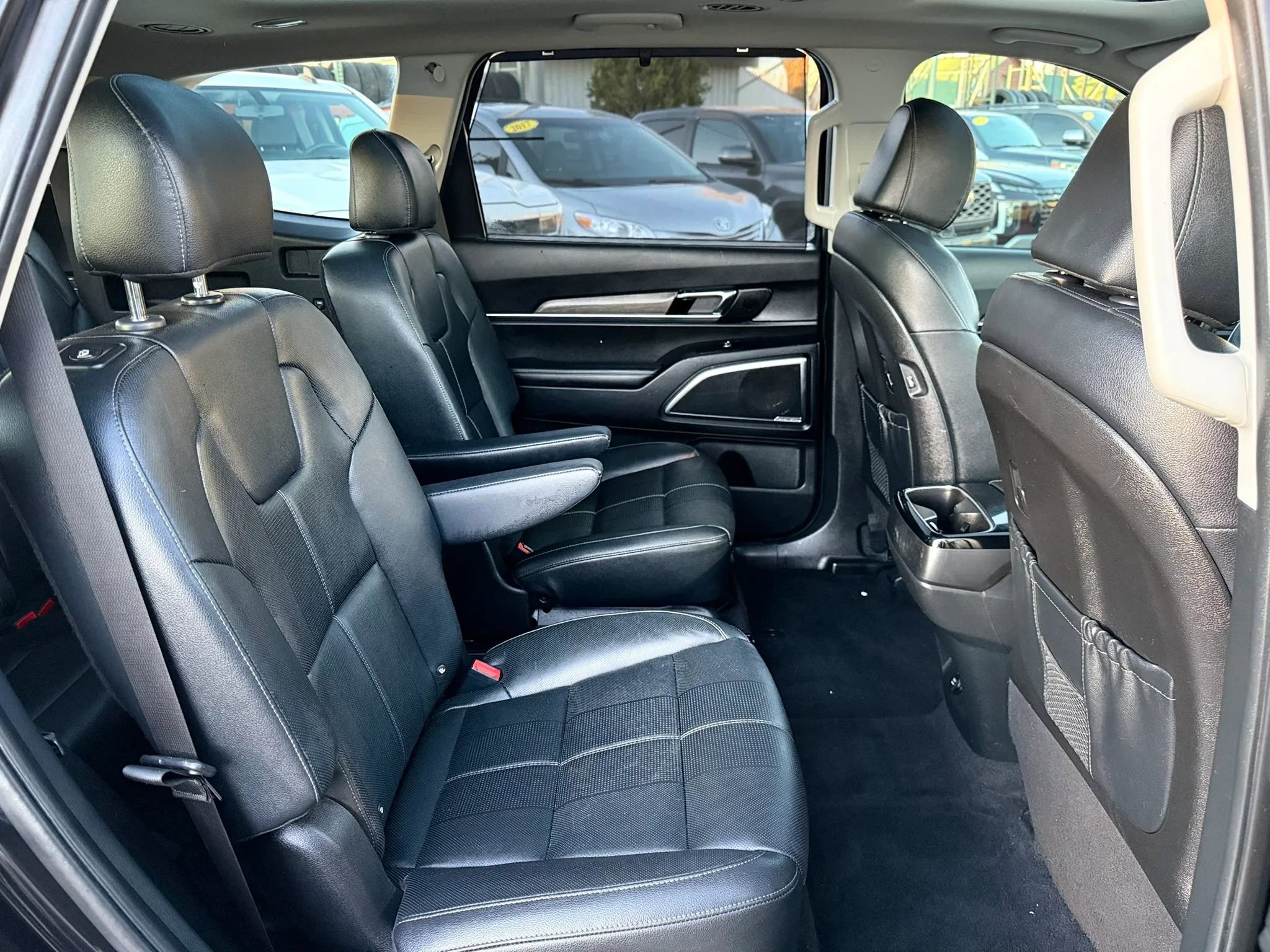 Used 2022 Kia Telluride SX w/ Nightfall Edition Package image 20