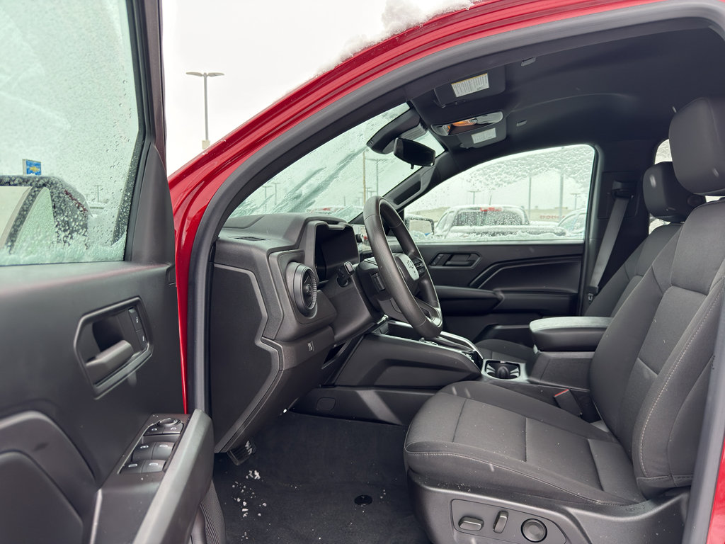 Used 2023 Chevrolet Colorado Trail Boss w/ Technology Package image 11