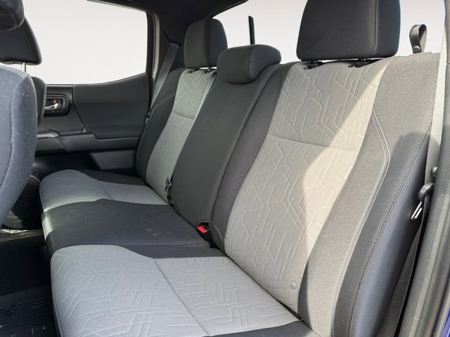 Used 2023 Toyota Tacoma TRD Off-Road image 9