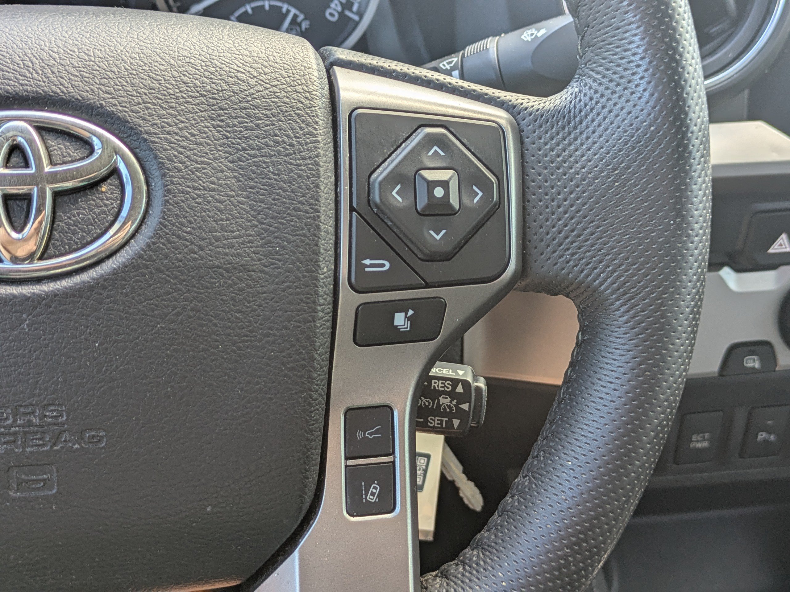 Used 2022 Toyota Tacoma SR5 RWD image 27