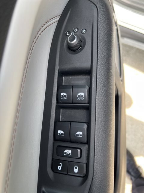 Certified 2025 Jeep Compass Limited AWD/4WD image 17