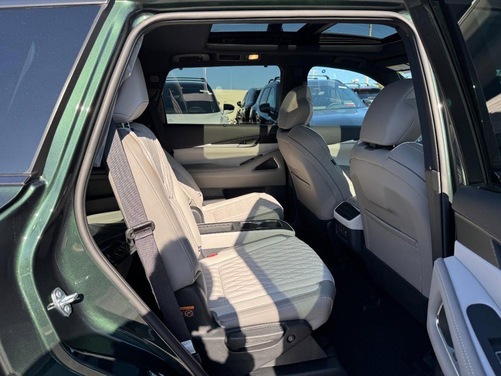 New 2026 INFINITI QX60 Autograph w/ Dark Cargo Package image 5