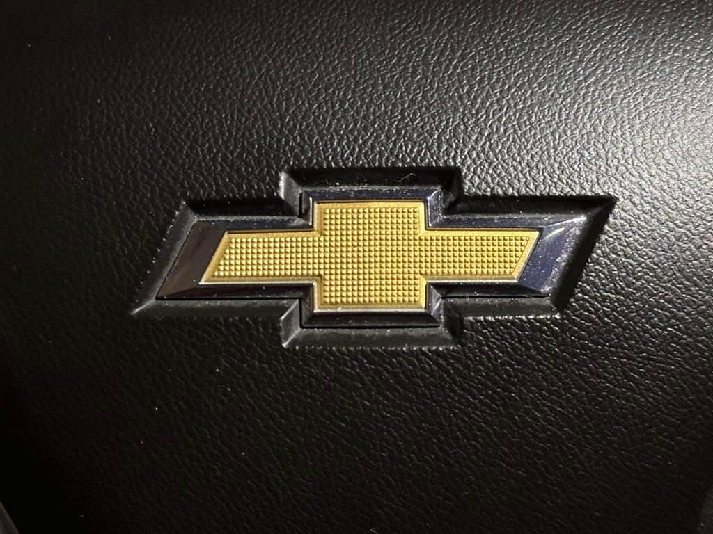 Used 2023 Chevrolet Equinox LT image 24