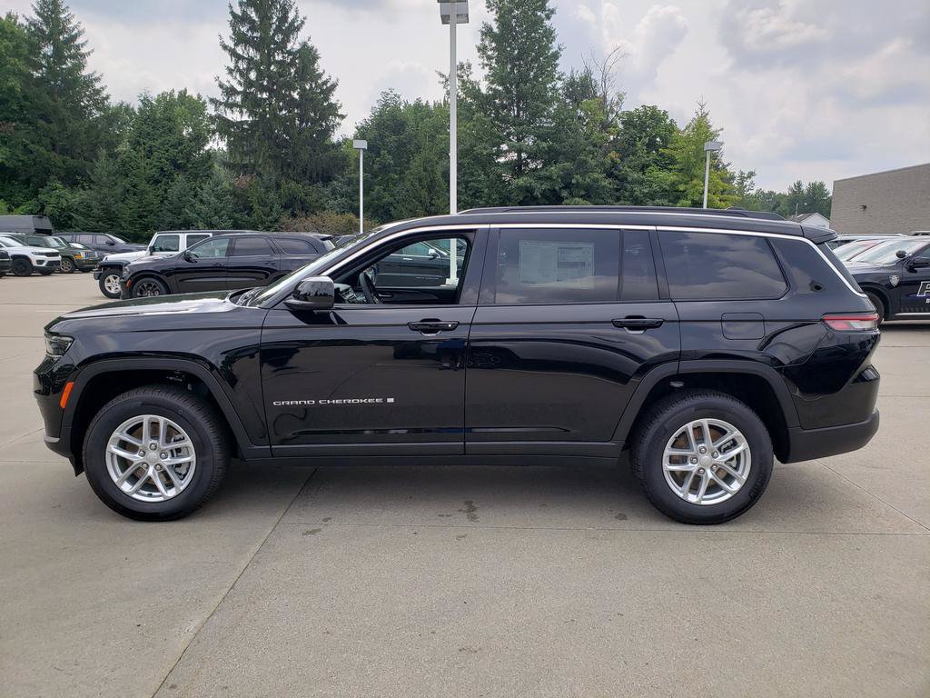 New 2026 Jeep Grand Cherokee L 4WD image 3