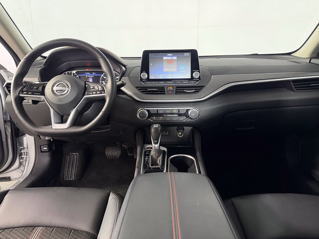 Used 2025 Nissan Altima 2.5 SR AWD/4WD image 19