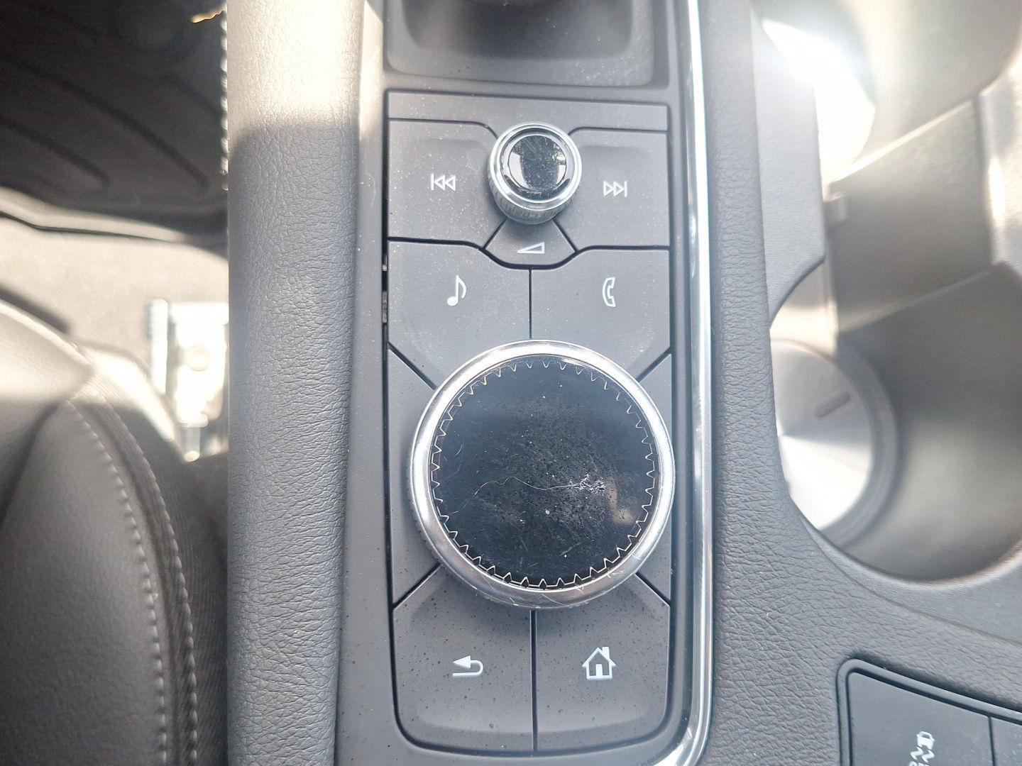 Used 2020 Cadillac XT5 Luxury AWD/4WD image 36