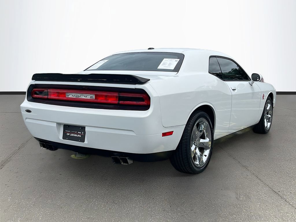 Used 2014 Dodge Challenger SXT w/ Super Sport Group (SS/T) RWD image 7