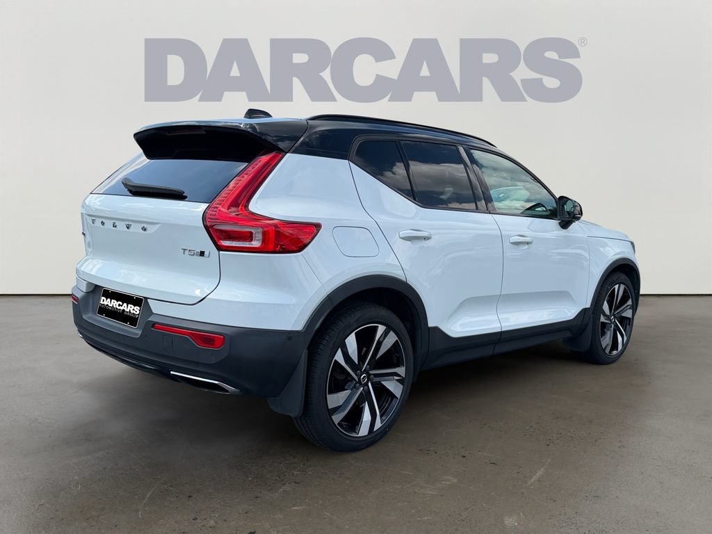 Used 2020 Volvo XC40 T5 R-Design w/ Protection Package Premier AWD/4WD image 6