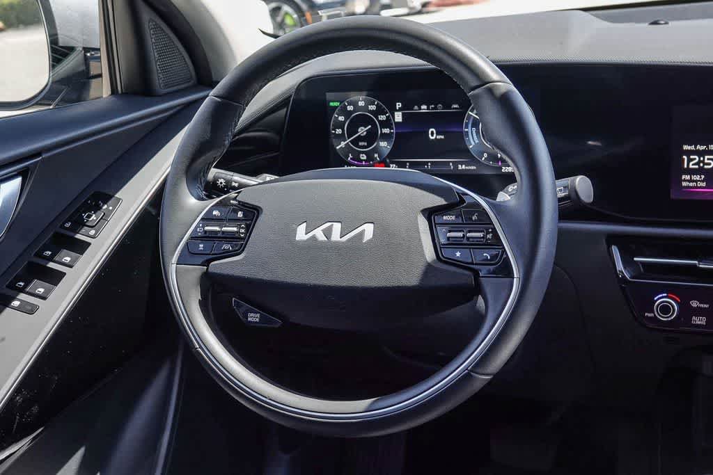 Certified 2024 Kia Niro Wind FWD image 14