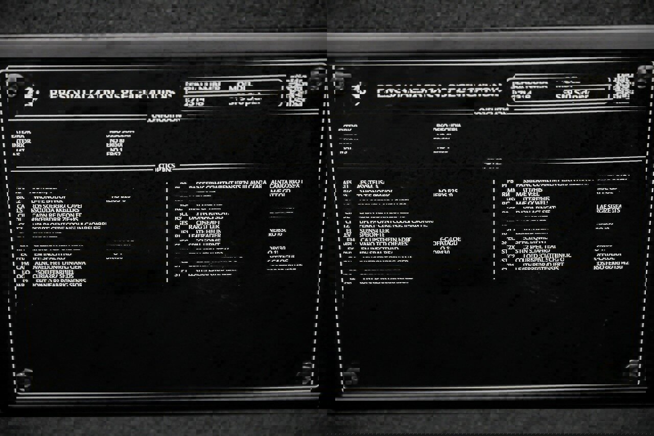 Used 2022 Ferrari SF90 Spider image 27