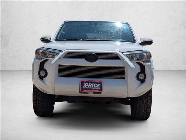 Used 2017 Toyota 4Runner SR5 Premium AWD/4WD image 2
