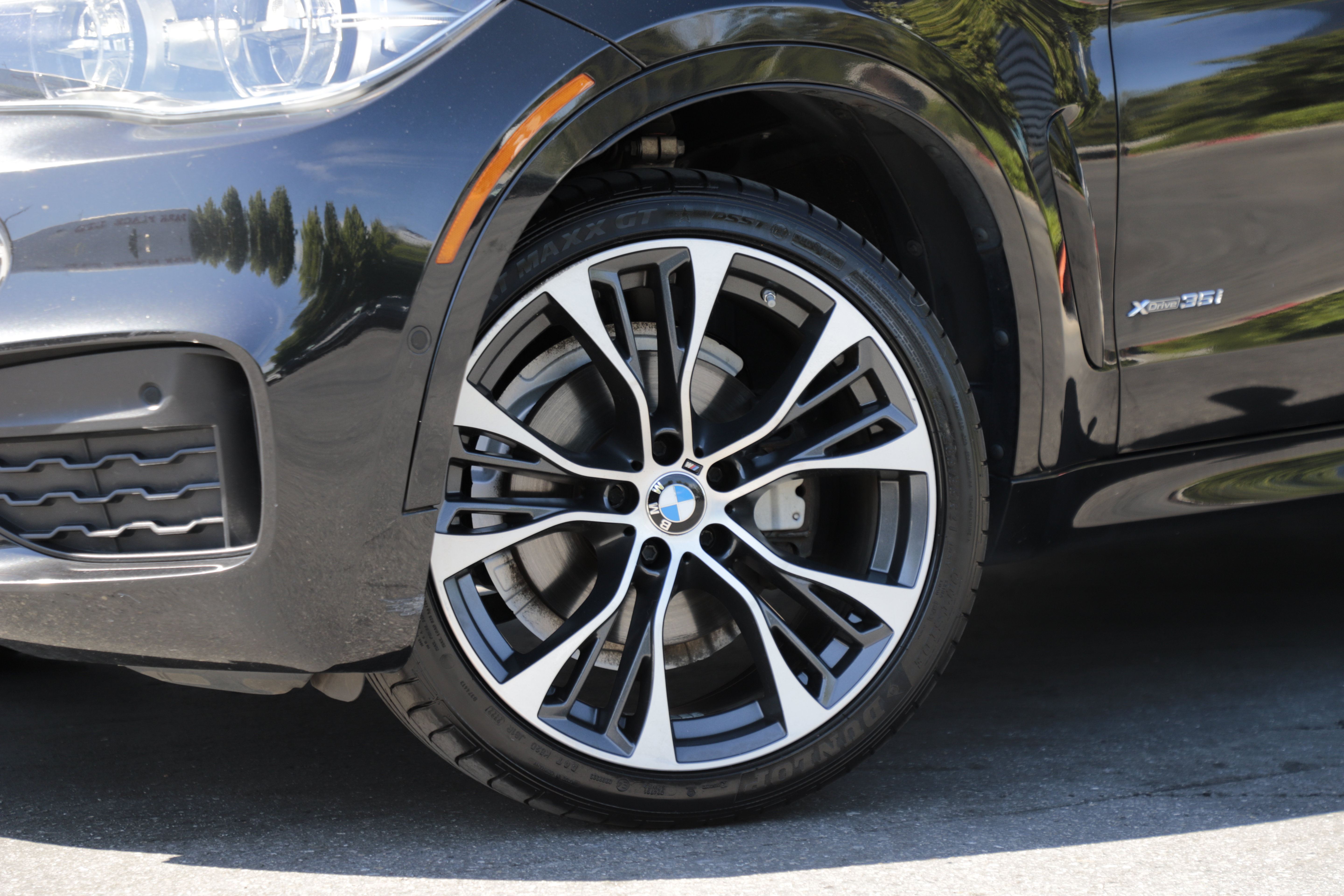 Used 2019 BMW X6 xDrive35i AWD/4WD image 2