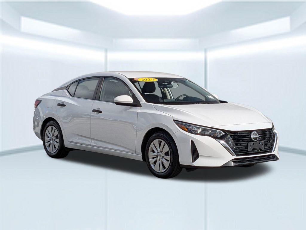 Used 2024 Nissan Sentra S image 10