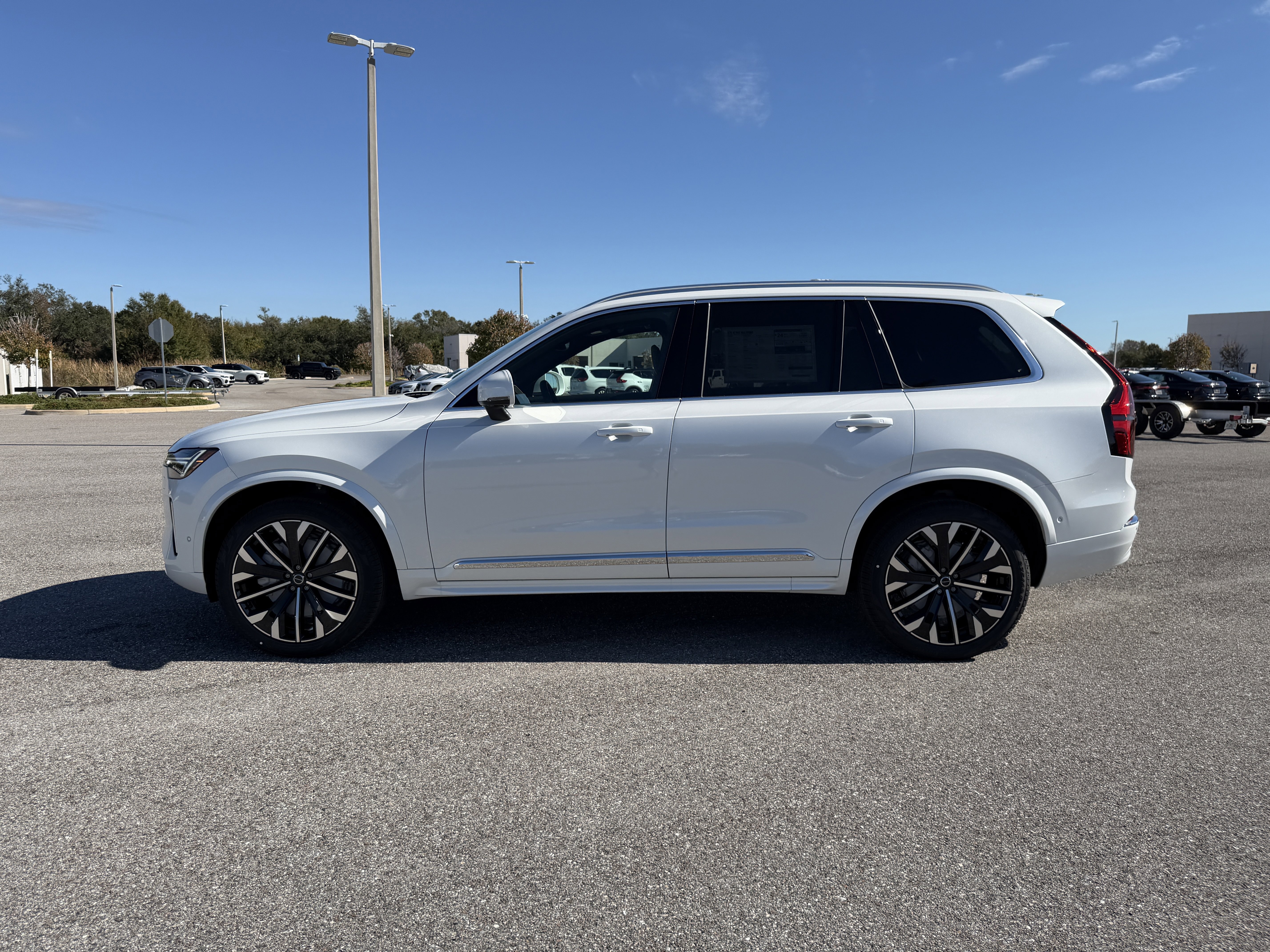 New 2026 Volvo XC90 B5 Ultra image 6