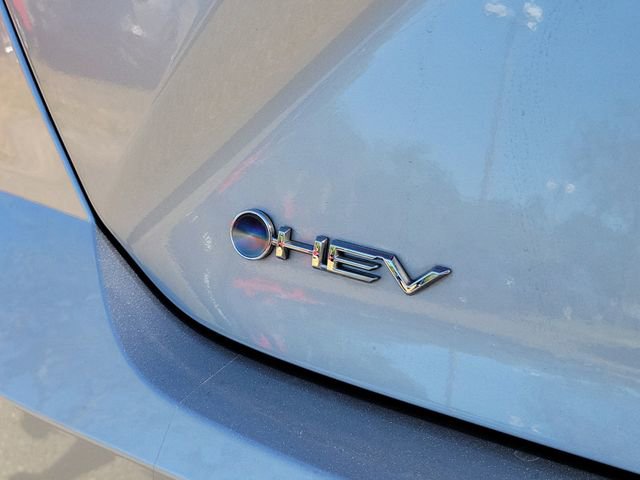 Used 2025 Toyota Camry LE w/ Convenience Package FWD image 8