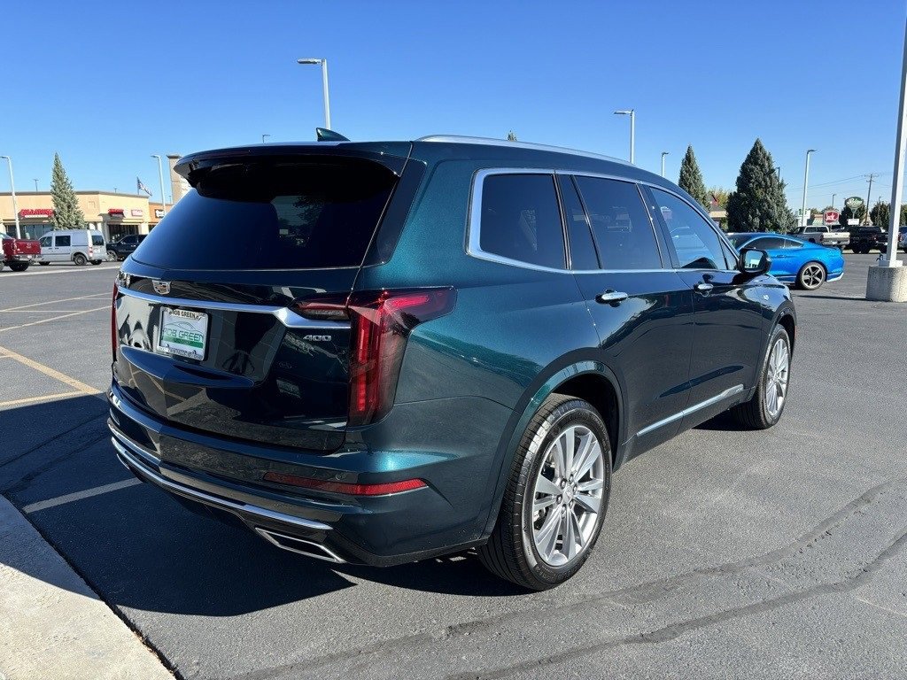 Used 2024 Cadillac XT6 Premium Luxury image 8