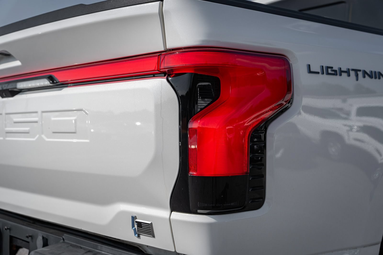 Certified 2022 Ford F150 Lightning Platinum AWD/4WD image 16