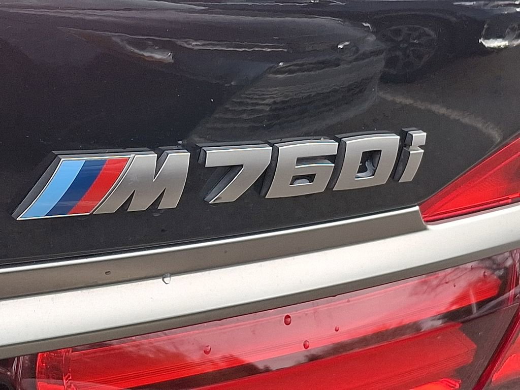 Used 2018 BMW M760i xDrive image 30