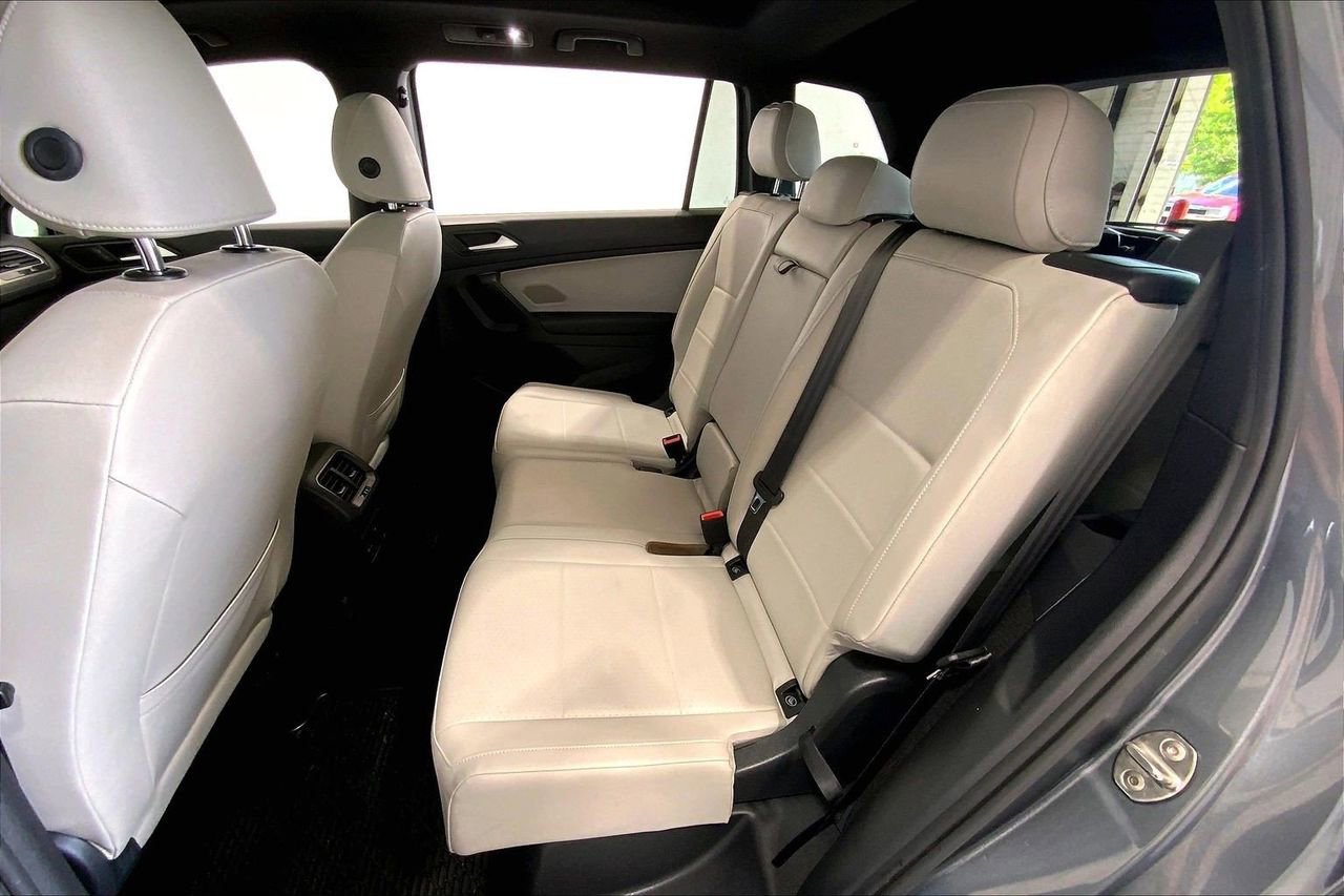 Used 2021 Volkswagen Tiguan SE R-Line FWD image 19