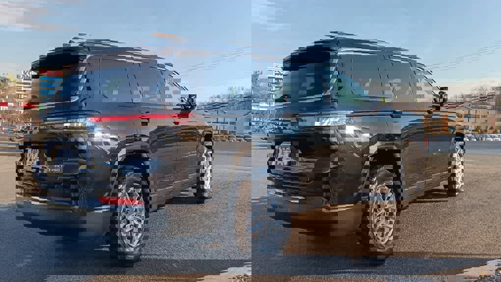 Used 2021 Jeep Grand Cherokee L Laredo w/ Luxury Tech Group I image 7