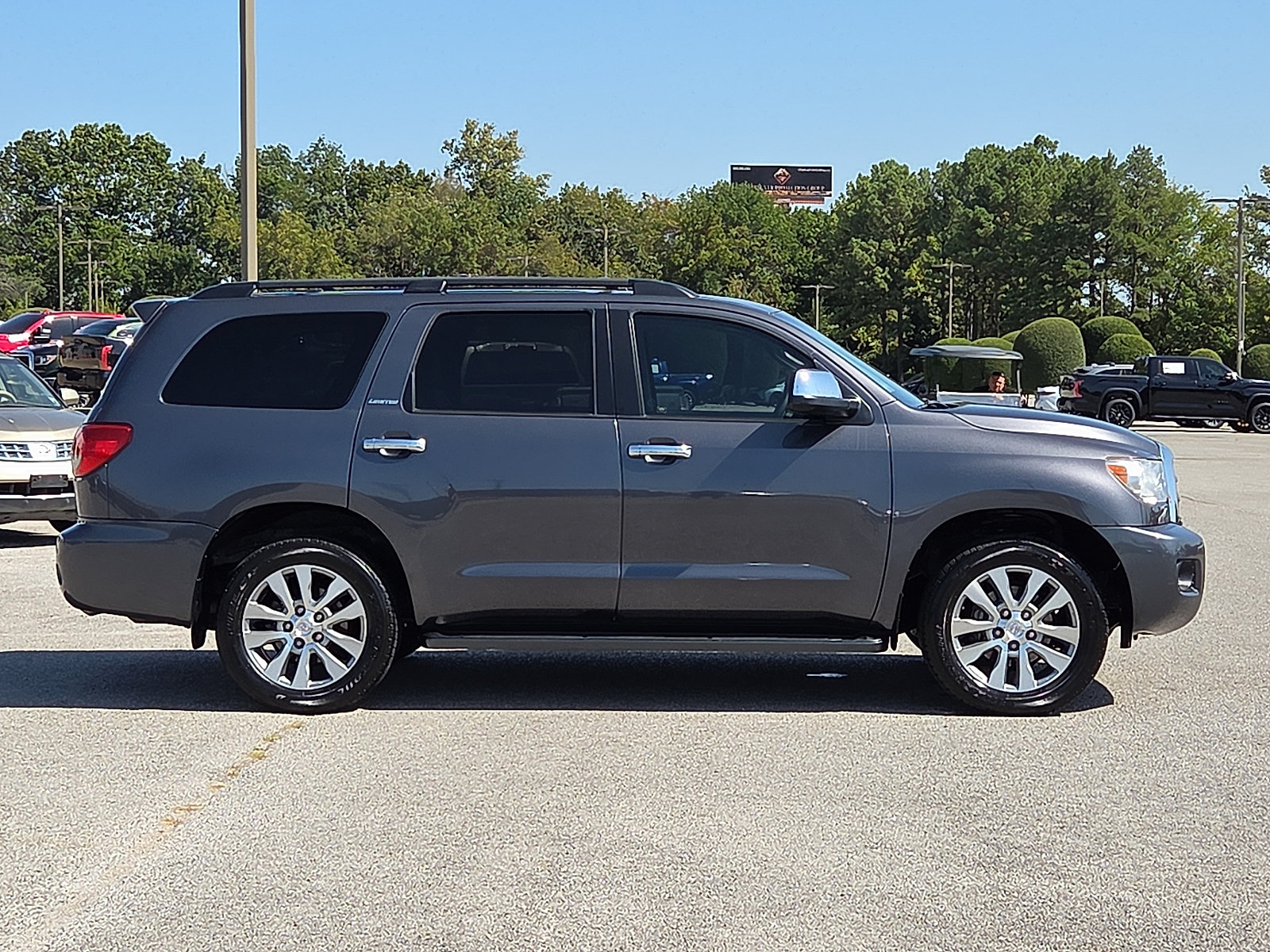 Used 2013 Toyota Sequoia Limited AWD/4WD image 6