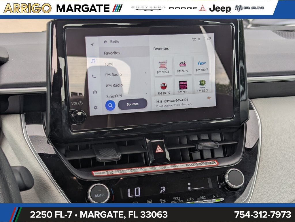 Used 2025 Toyota Corolla LE FWD image 18