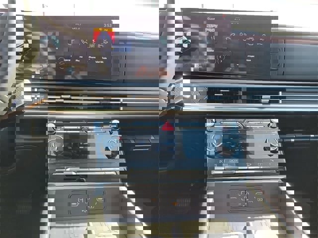 New 2026 Hyundai Santa Fe SE image 13