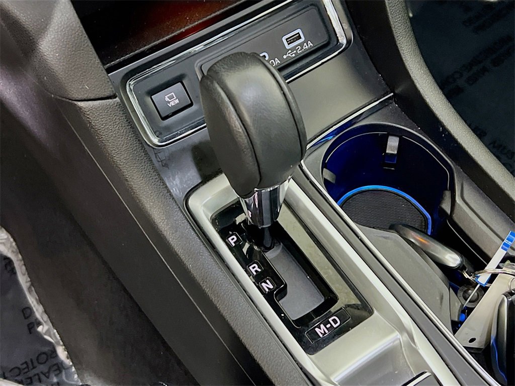 Certified 2023 Subaru Ascent Limited w/ Technology Package image 16