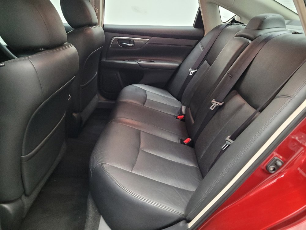 Used 2013 Nissan Altima 3.5 SL w/ Technology Pkg image 18