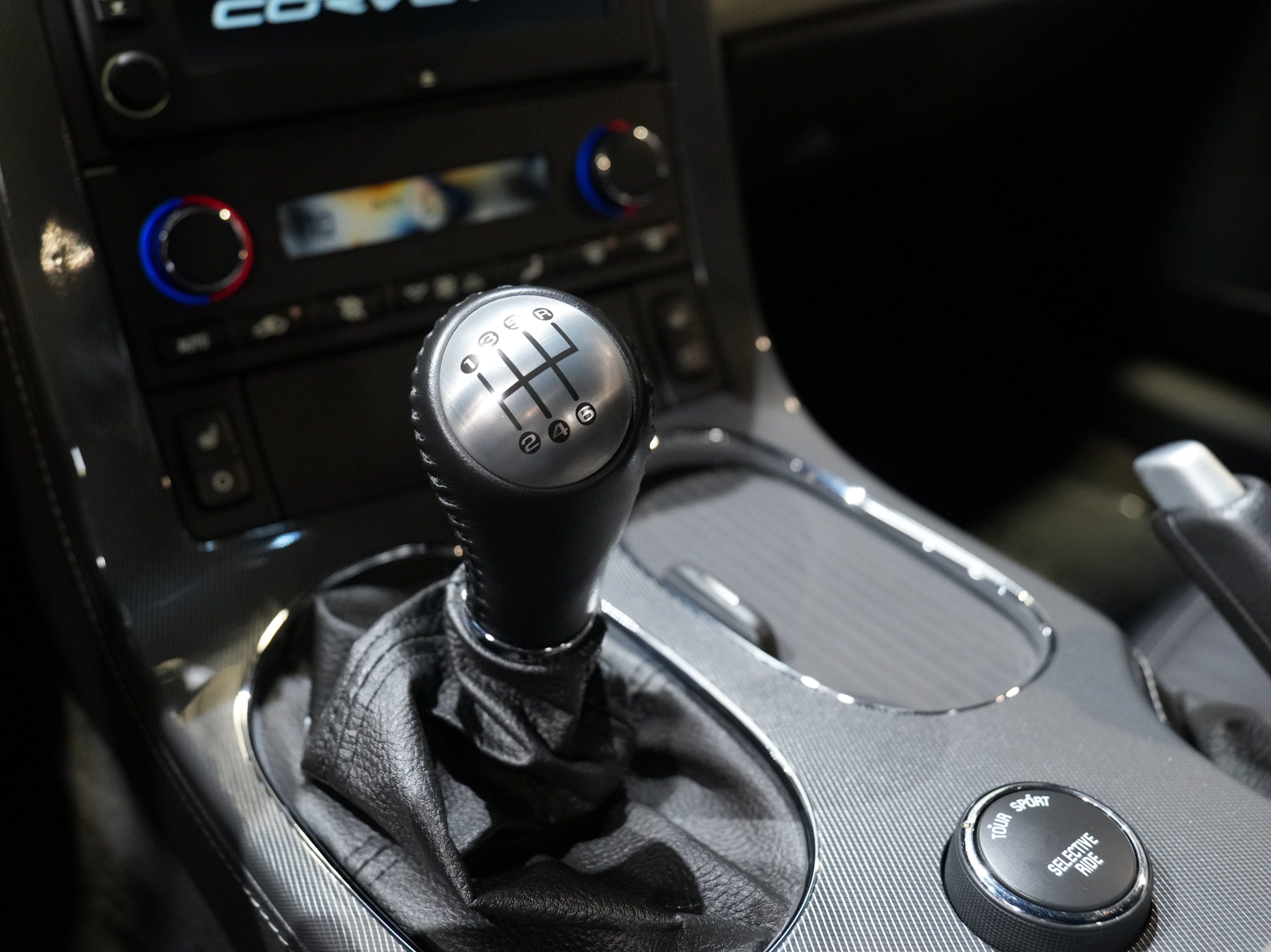 Used 2009 Chevrolet Corvette ZR1 w/ Preferred Equipment Group RWD image 41