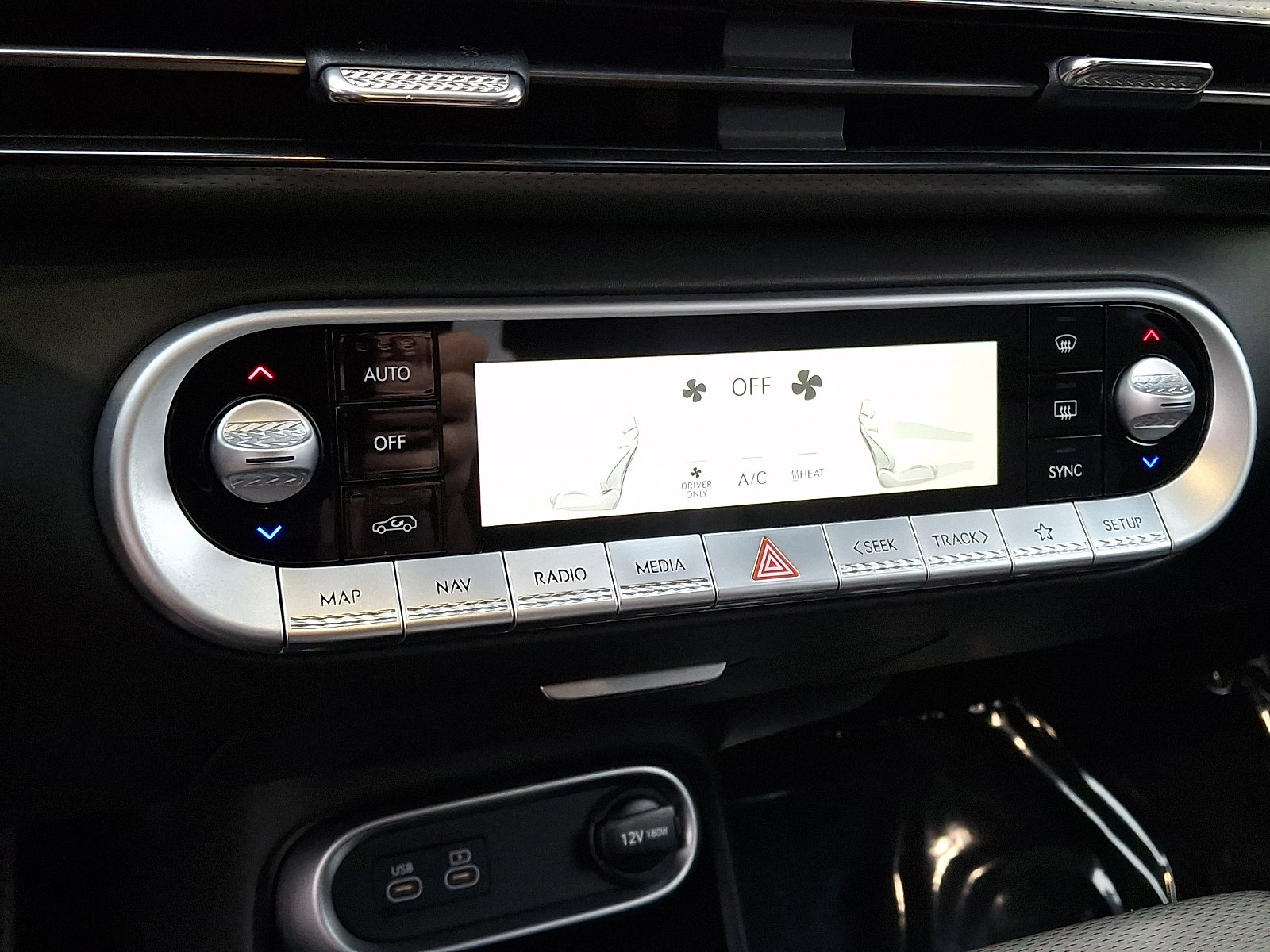 Certified 2023 Genesis GV60 Advanced AWD/4WD image 20
