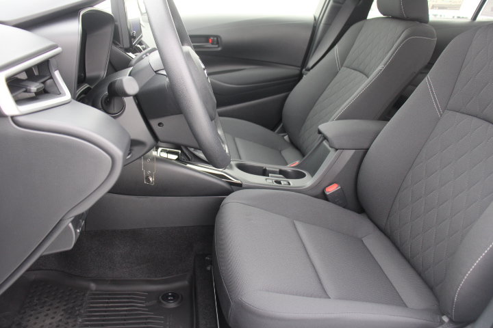 New 2027 Toyota Corolla LE FWD image 10