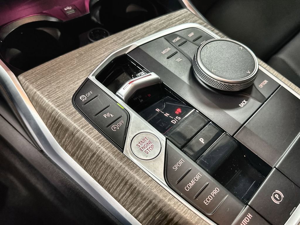 Used 2025 BMW 330i Sedan image 23
