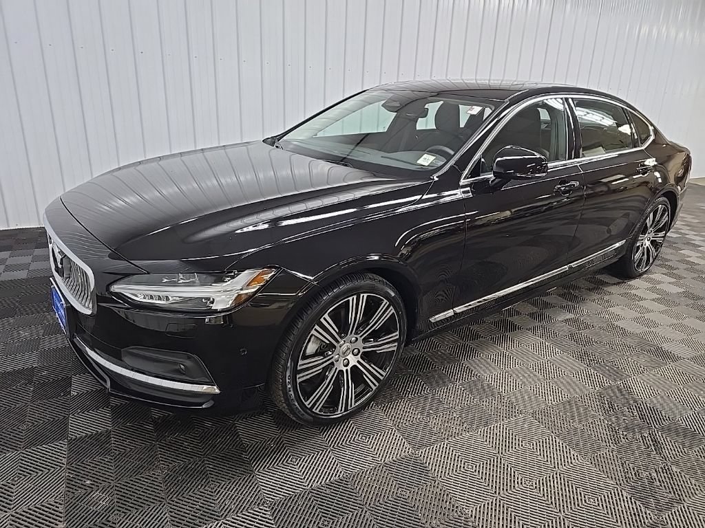 Used 2025 Volvo S90 B6 Plus AWD/4WD image 8