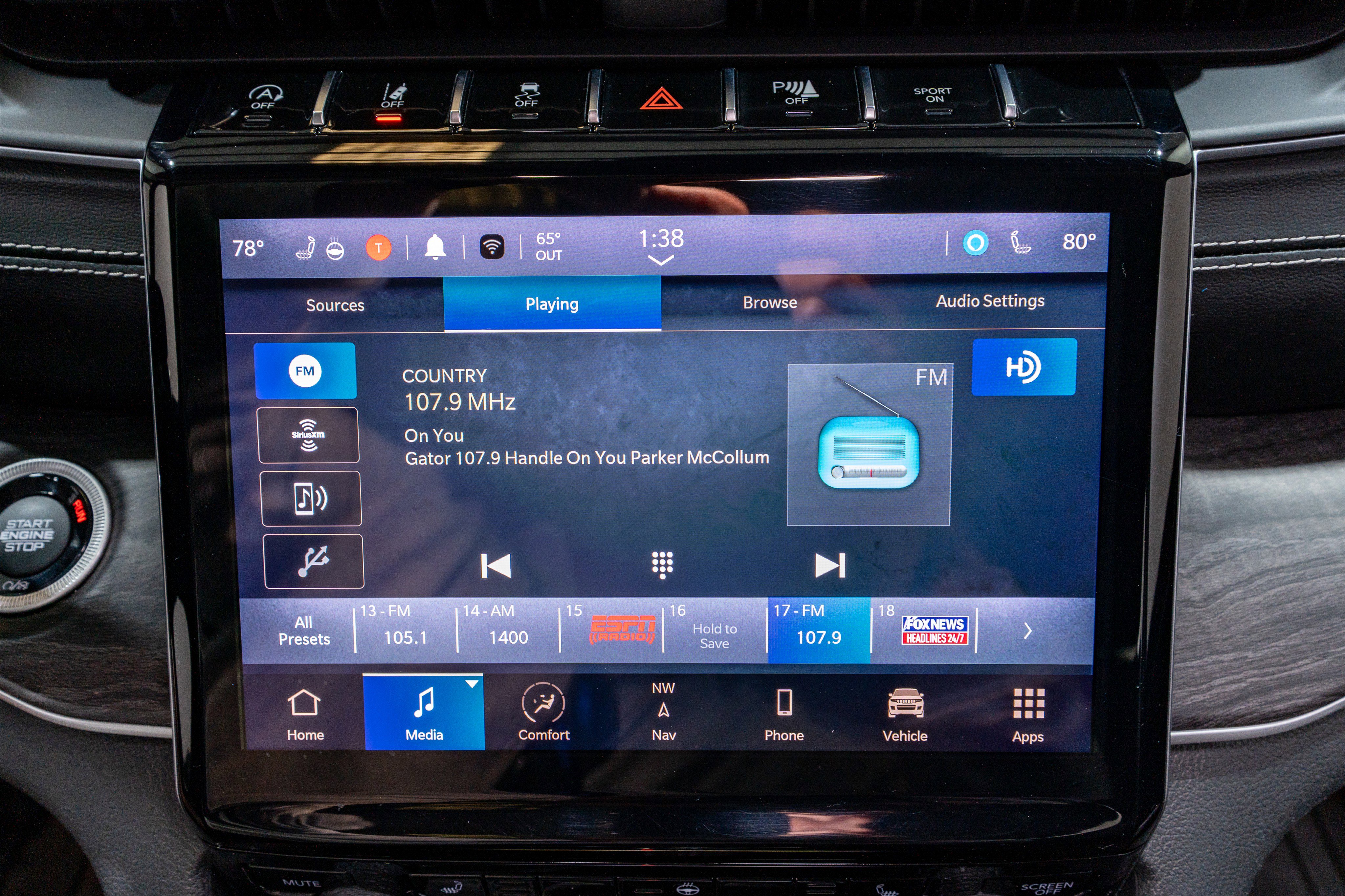Used 2021 Jeep Grand Cherokee L Limited RWD image 21