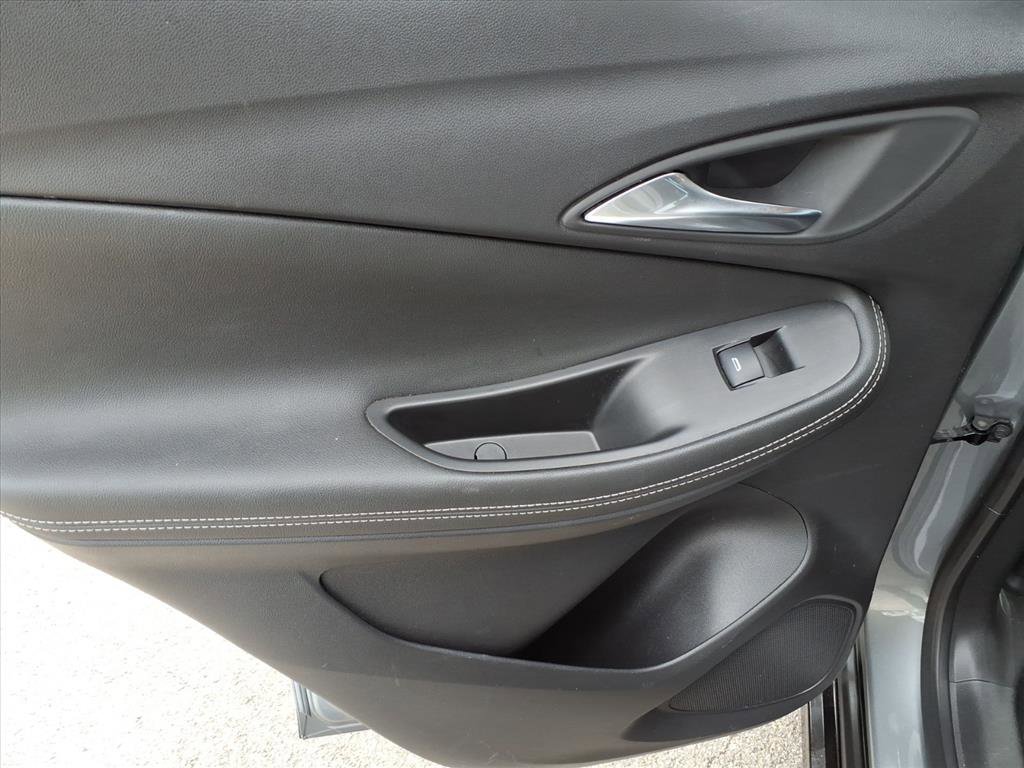 Used 2024 Buick Encore GX Sport Touring image 34