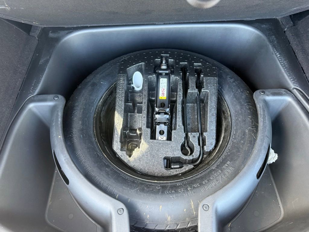 Used 2018 Jeep Grand Cherokee Laredo AWD/4WD image 41
