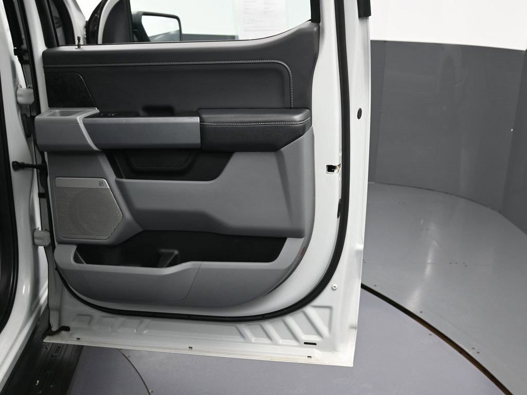 Used 2024 Ford F150 Lightning Flash w/ Max Trailer Tow Package image 37