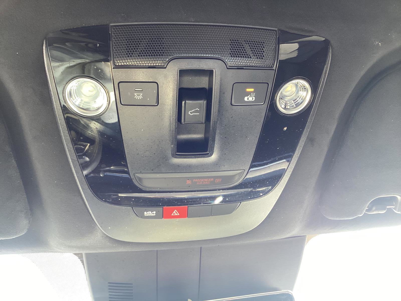 Used 2024 Kia Sorento SX Prestige w/ Sage Leather Package image 33