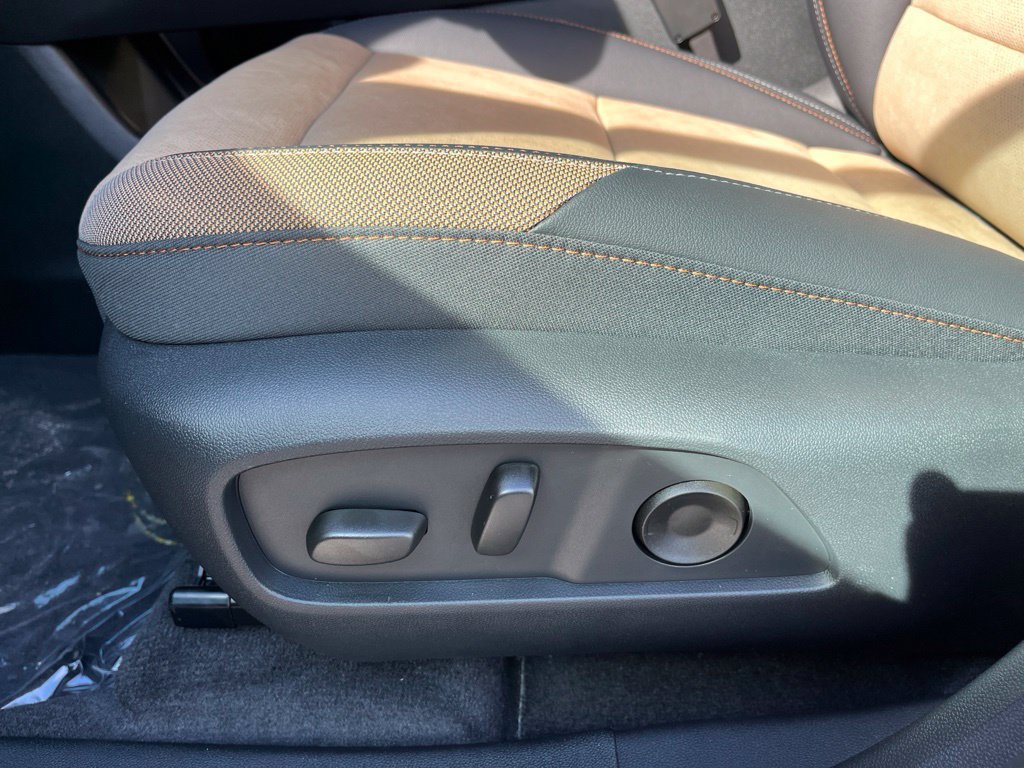 New 2027 Chevrolet Equinox ACTIV w/ Safety and Technology Package AWD/4WD image 14